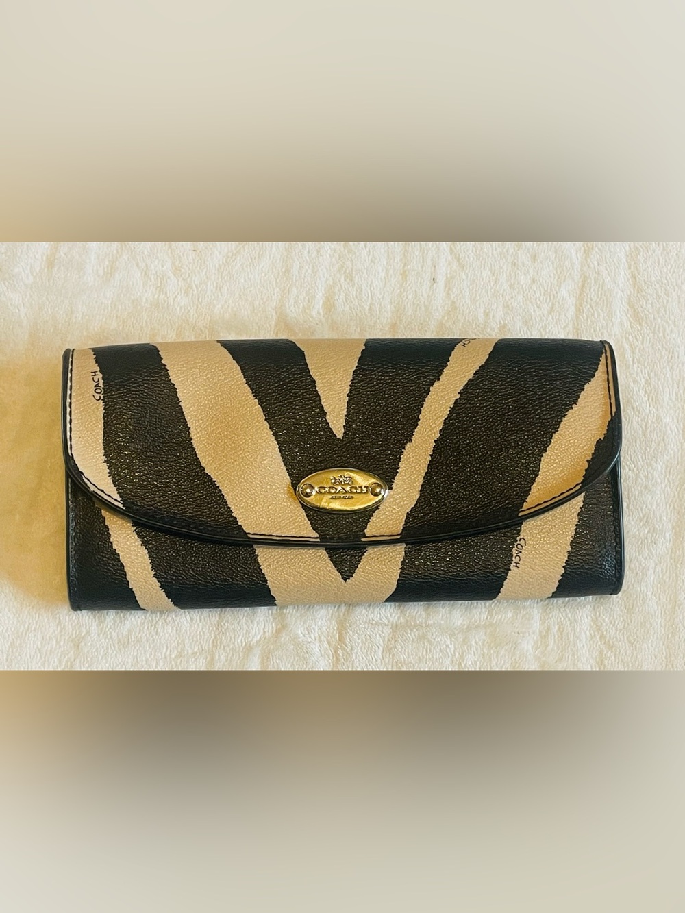 Coach Black and Cream Striped Logo Clutch Wallet